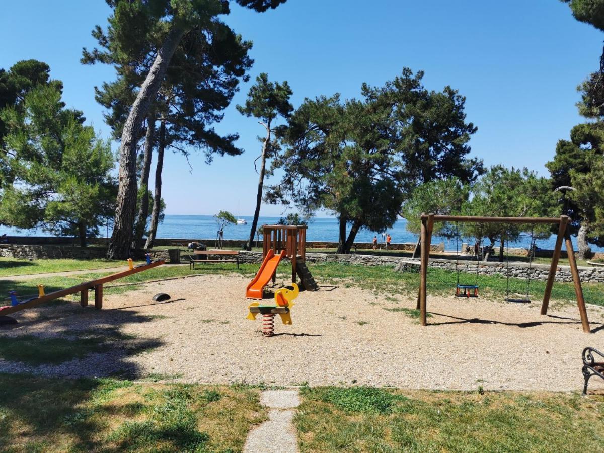 Mirta Deluxe Superior 5 Star Apartment, Your Piece Of Heaven By The Sea & Park, With Sea & Park View Novigrad Istria Kültér fotó