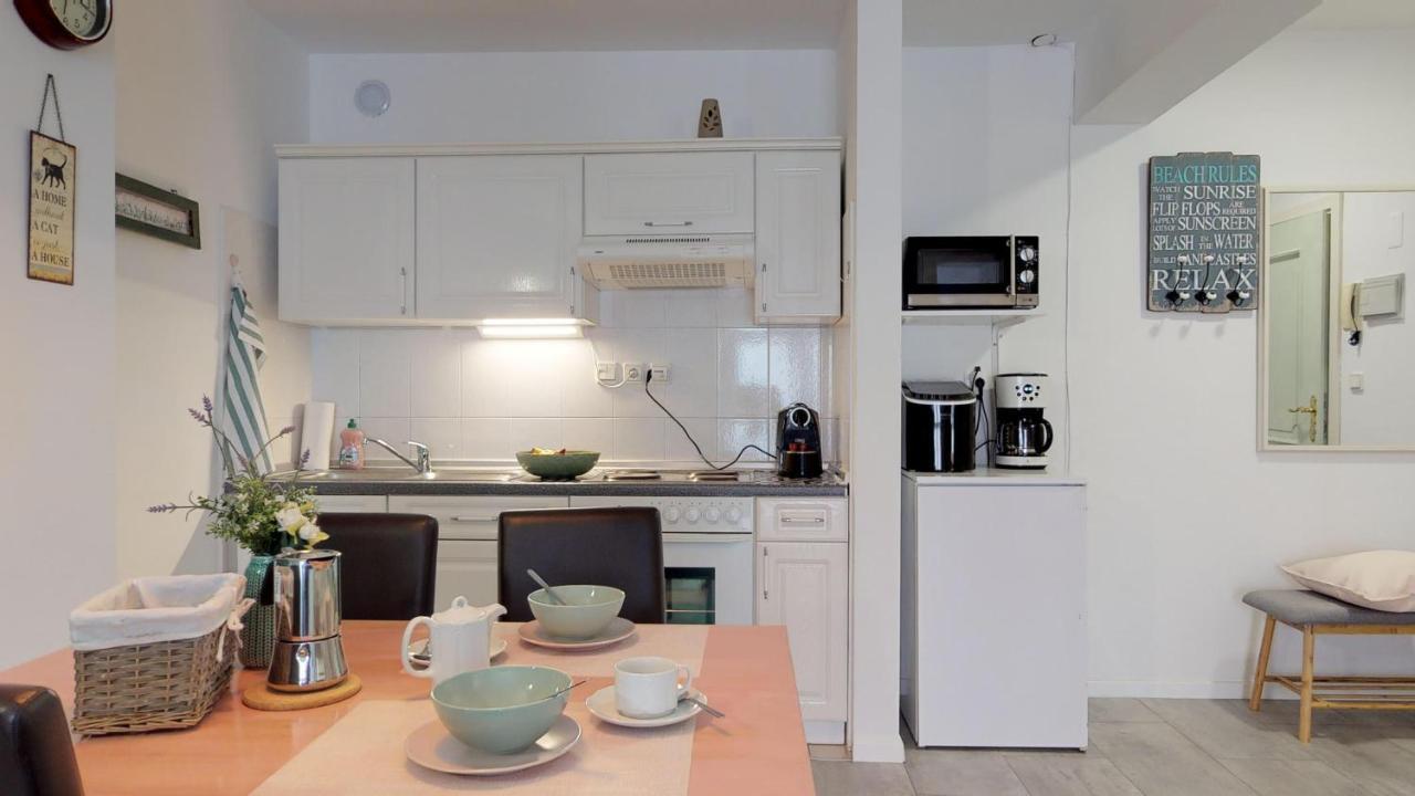 Mirta Deluxe Superior 5 Star Apartment, Your Piece Of Heaven By The Sea & Park, With Sea & Park View Novigrad Istria Kültér fotó