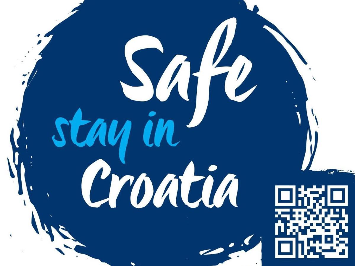 Mirta Deluxe Superior 5 Star Apartment, Your Piece Of Heaven By The Sea & Park, With Sea & Park View Novigrad Istria Kültér fotó
